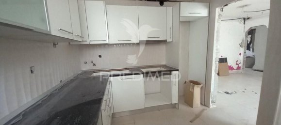 4 bedrooms Apartment in Seixal, Portugal No. 84460 6
