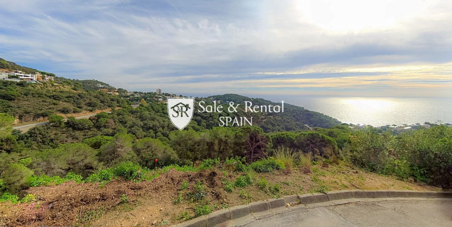 Terreno en Lloret de Mar, Spain No. 155409