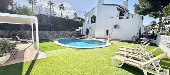 4 chambres Villa à Villamartin, Spain No. 287196 2