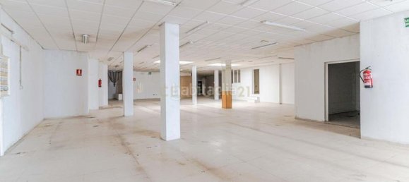 Коммерческая недвижимость 396м² в Санта-Фе, Испания № 166733 14