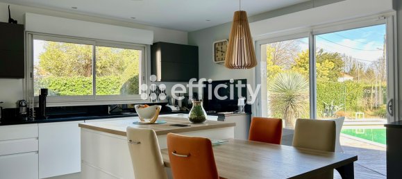 5 Schlafzimmer Haus in La Tremblade, France, Nr. 330165 8