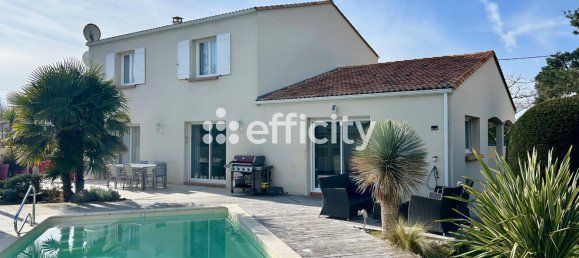 5 Schlafzimmer Haus in La Tremblade, France, Nr. 330165 2