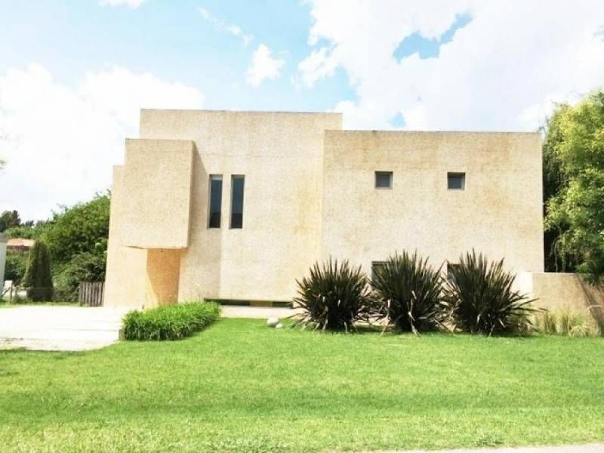 4 bedrooms House in Pilar, Argentina No. 1960