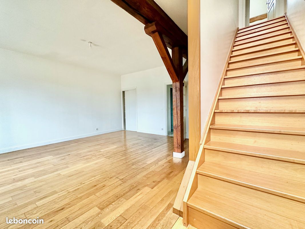 3 bedrooms Duplex in Senlis, France No. 60140