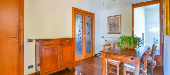 3-salle Villa à Laveno-Mombello, Italy No. 310606 16