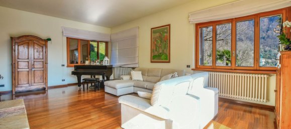 3-salle Villa à Laveno-Mombello, Italy No. 310606 12