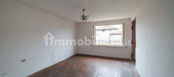 Вилла с 4 спальнями в Порденоне, Италия № 19961 14