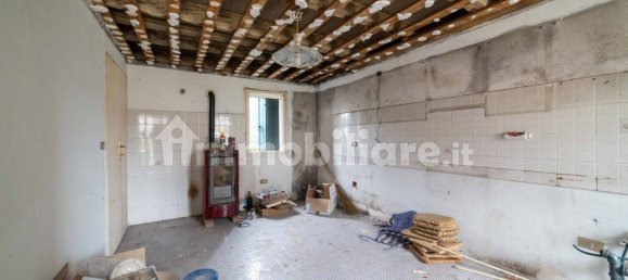 Вилла с 4 спальнями в Порденоне, Италия № 19961 7