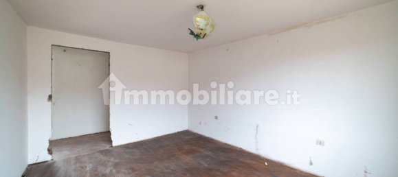 Вилла с 4 спальнями в Порденоне, Италия № 19961 16