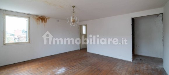 Вилла с 4 спальнями в Порденоне, Италия № 19961 29