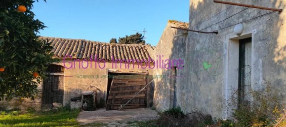 7 rooms Villa in Valderice, Italy No. 159716 3