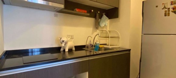 Apartamento com 2 quartos em condomínio em Phra Khanong, Thailand N.º 4852 3