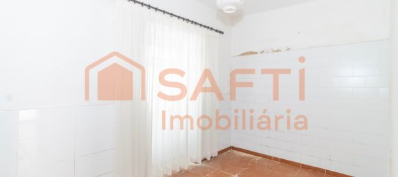 172m² Building in Nazare, Portugal No. 139400 30