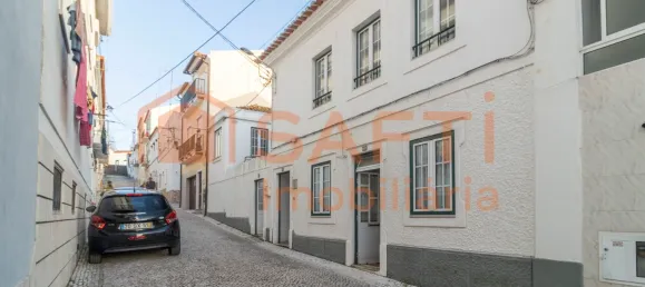 172m² Building in Nazare, Portugal No. 139400 2