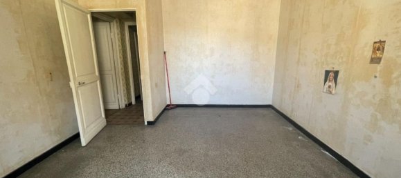 6-salle Appartement à Genoa, Italy No. 238836 17