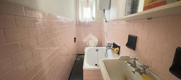 6-salle Appartement à Genoa, Italy No. 238836 22