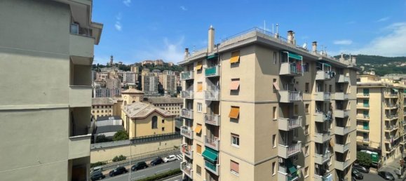 6-salle Appartement à Genoa, Italy No. 238836 2