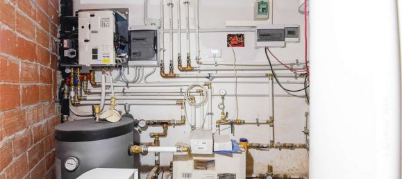 5غرفة منزل في Carugo, Italy رقم 5089 17