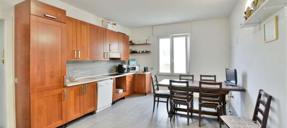 5غرفة منزل في Carugo, Italy رقم 5089 41