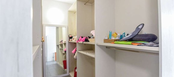 5غرفة منزل في Carugo, Italy رقم 5089 45