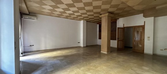 Apartamento de 5 divisões em Taranto, Italy N.º 15544 15