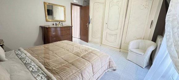 3 rooms Apartment in Giugliano in Campania, Italy No. 23222 13