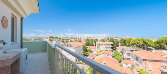 Apartamento de 2 dormitorios en Rimini, Italy No. 299159 18