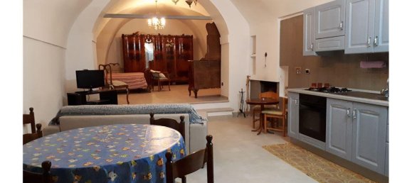 3 rooms House in Monte Sant'Angelo, Italy No. 172327 9