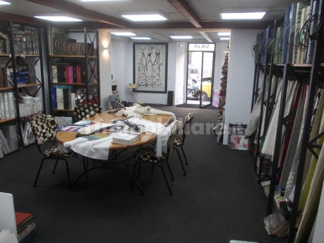 2 rooms Commercial property in Rome, Italy No. 114275