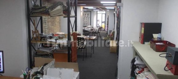 2 rooms Commercial property in Rome, Italy No. 114275 5