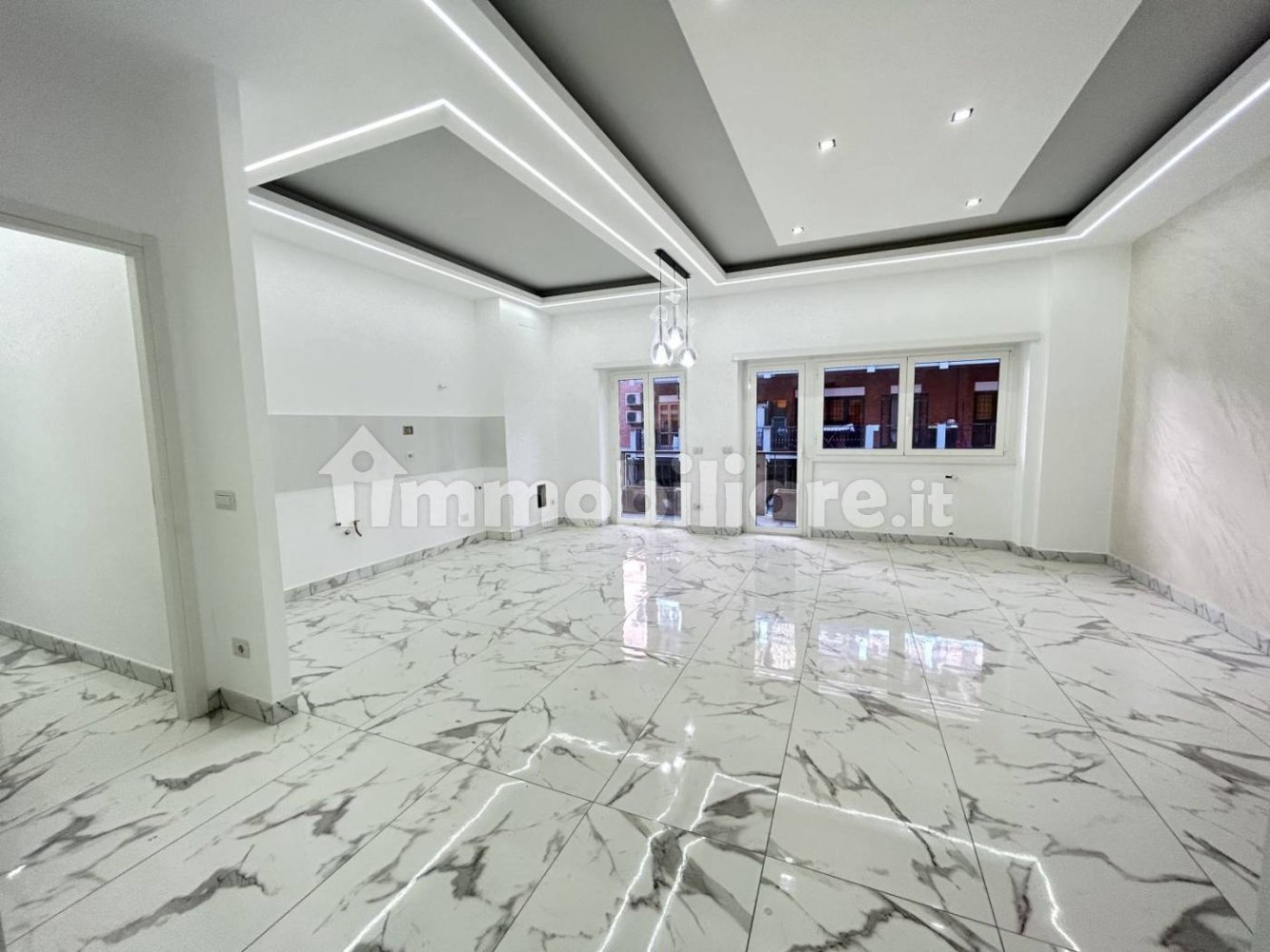 Apartamento de 3 dormitorios en Rome, Italy No. 16861