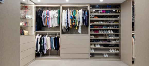 7 bedrooms Apartment in Marbella, Spain No. 38013 38