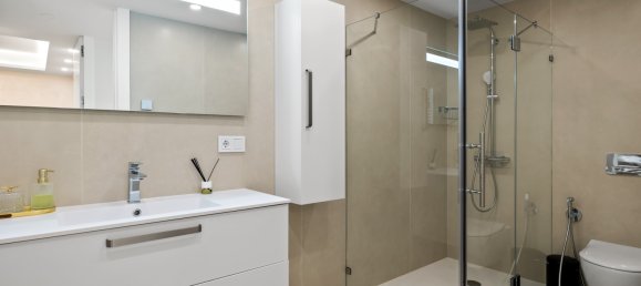 7 bedrooms Apartment in Marbella, Spain No. 38013 6