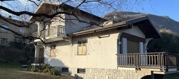 Вилла с 7 комнатами в Эрба, Италия № 3269 25