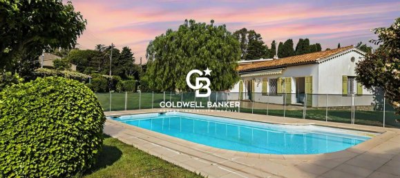 6 bedrooms Villa in Antibes, France No. 298420 11