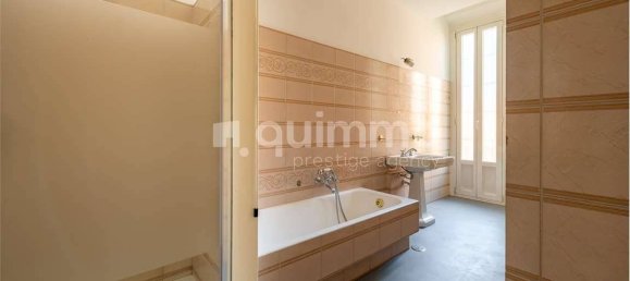 3 bedrooms Apartment in Milan, Italy No. 345034 13