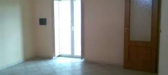 4-Zimmer Wohnung in Naples, Italy, Nr. 71746 3