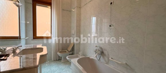 Квартира с 3 спальнями в Виченца, Италия № 272455 10