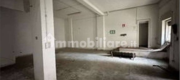 5 rooms Warehouse in Rome, Italy No. 277651 2