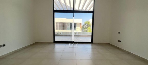 5 bedrooms Villa in Yas Island, UAE No. 26850 21