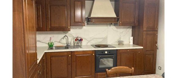 4 bedrooms House in Foligno, Italy No. 253212 6