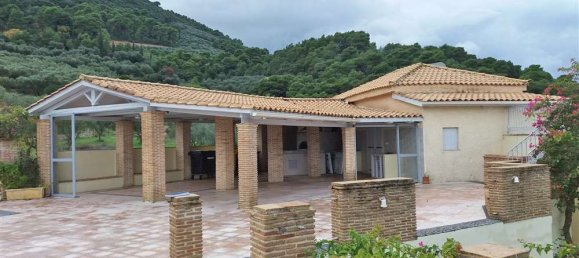 House for sale in Zakynthos, Ionian Islands, Peloponnese, Western Greece and the Ionian, Greece № 647 6