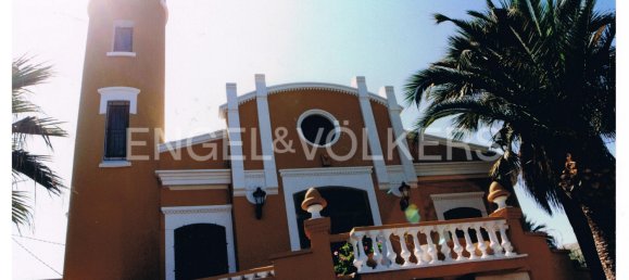 Вилла с 4 спальнями в Валенсия, Испания № 98280 2