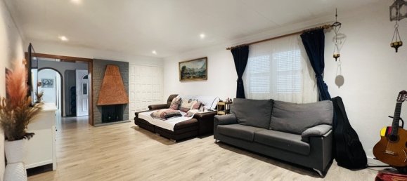 Casa de 4 dormitorios en Santa Ponsa, Spain No. 16283 2