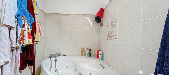 Casa de 4 dormitorios en Bu, France No. 261195 21