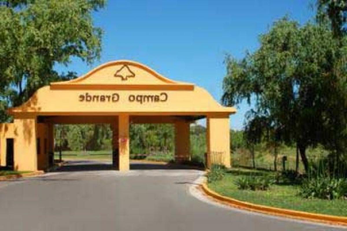 Terrain à Pilar, Argentina No. 112239