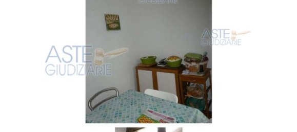 Квартира с 4 комнатами в Чампино, Италия № 201913 18