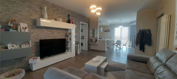 10 rooms Villa in Loreto Aprutino, Italy No. 72878 9