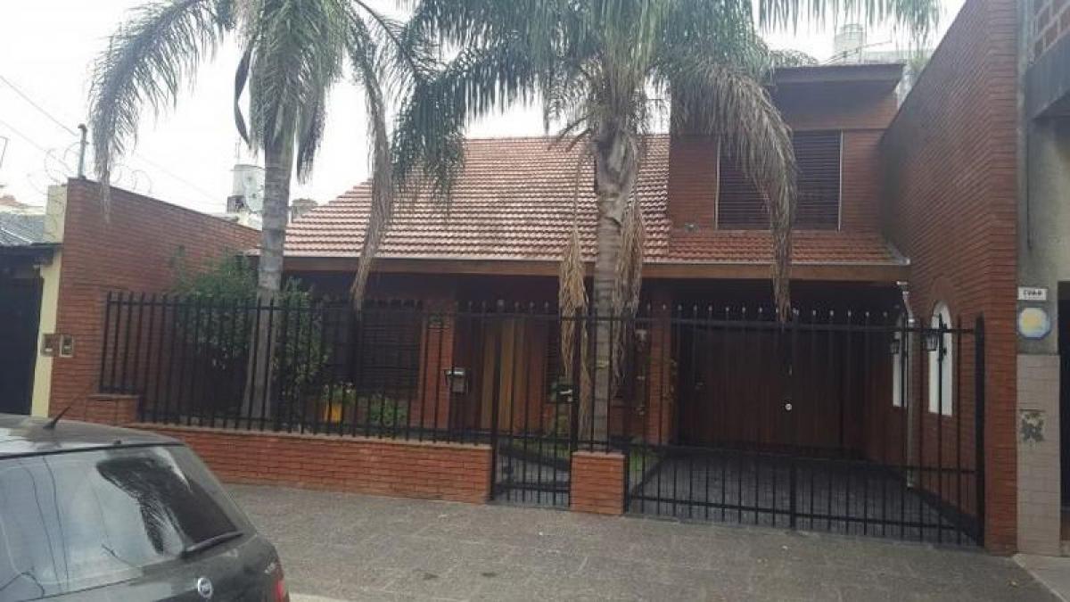 4 Schlafzimmer Haus in Tres de Febrero, Argentina, Nr. 12154