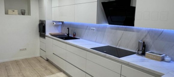 Adosado de 4 dormitorios en Limburg-Weilburg, Germany No. 366284 3